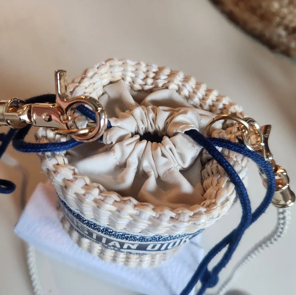 Christian Dior Mini Pouch Bag - Picture 4 of 13